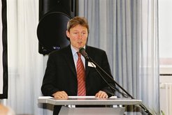 Thomas Oppermann as Lower Saxony Science Minister at the inauguration of the AEI Hannover on 17 May 2002.