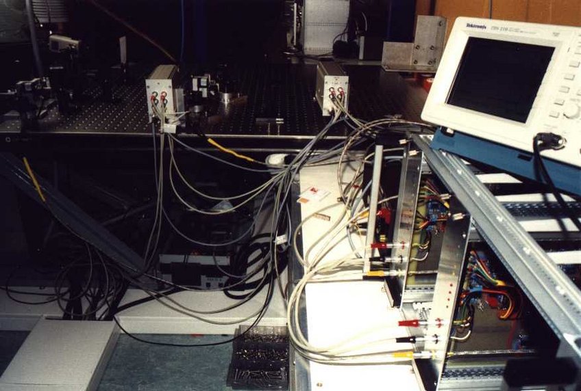 Cameras and electronics for the auto-alignment. Cameras and electronics for the auto-alignment.
