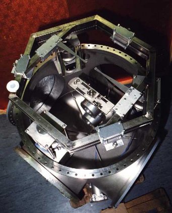 The complete triple pendulum suspension with a mirror dummy. The complete triple pendulum suspension with a mirror dummy.