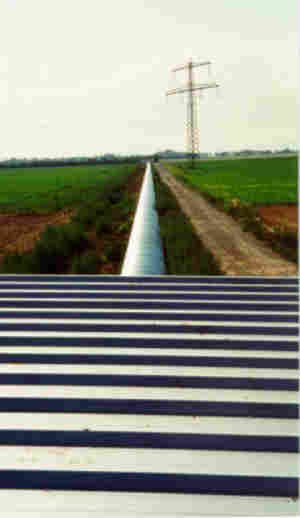 A look from the top of the central station to the northern end-house.