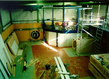 The floor of the central station. Nobody would expect this to be a clean room. Not yet!